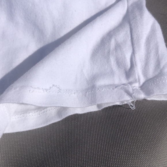 Roots love your mother T-shirt size small. - Picture 3 of 4